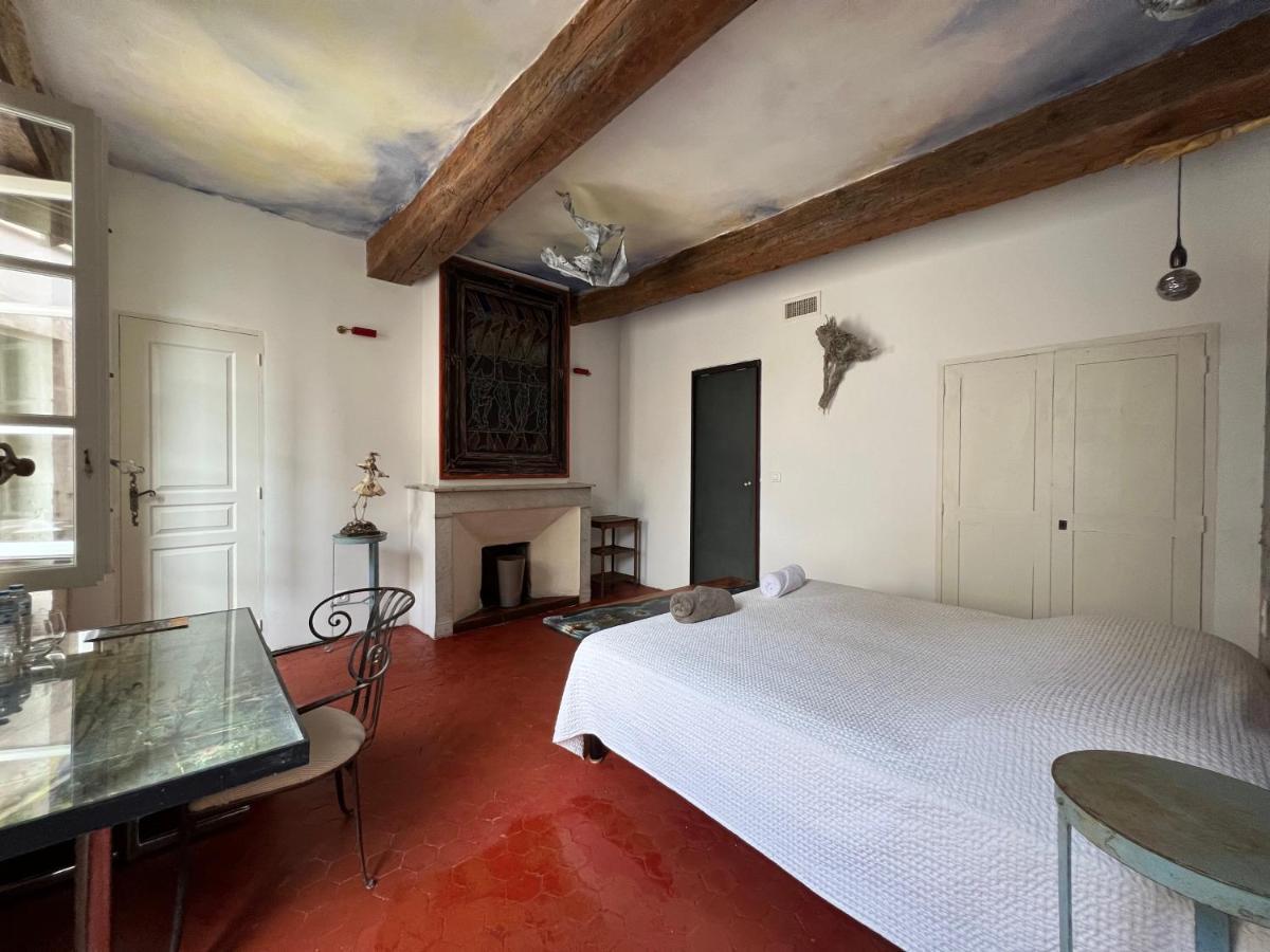 Le Regardeur Bed & Breakfast *
